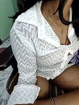 Snapshot of tamil_thaara03 chatting on 22, 2, 2026 tamil thaara03 online show from 22, 2, 2026