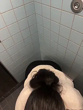 latingangsex online show from 15, 2, 2026