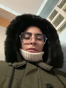 latingangsex online show from 16, 2, 2026