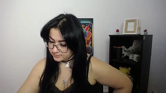 Snapshot of Melanka_milka chatting on 16, 10, 2025 Melanka milka online show from 16, 10, 2025
