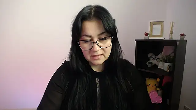 Snapshot of Melanka_milka chatting on 22, 10, 2025 Melanka milka online show from 22, 10, 2025