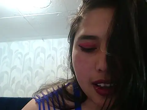 Snapshot of Lovingmoraxx chatting on 16, 10, 2025 Lovingmoraxx online show from 16, 10, 2025