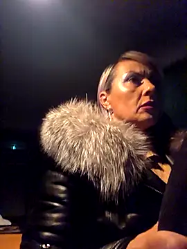 Snapshot of KirraWhite chatting on 26, 11, 2025 KirraWhite online show from 26, 11, 2025