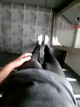 rezzzze online show from 10, 11, 2025