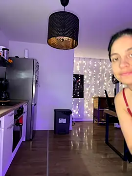 LaPetiteKim online show from 7, 11, 2025