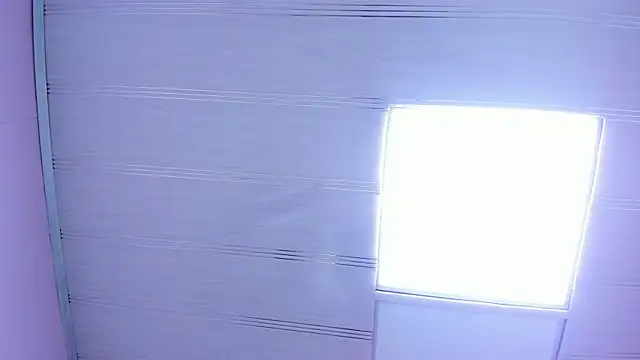 LeaMoreau22 online show from 22, 10, 2025