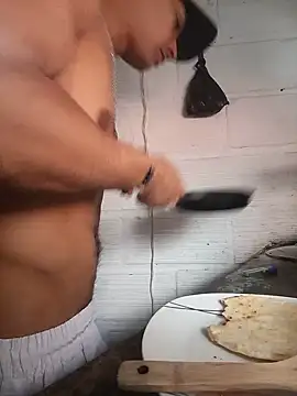 Daniell 007 online show from 4, 7, 2026