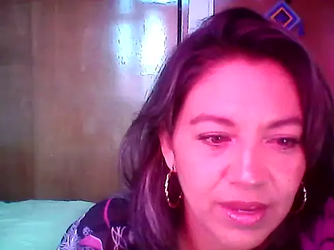 XxAntonellaxxx online show from 18, 12, 2025