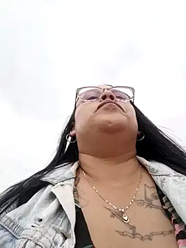 Snapshot of Italia_12 chatting on 24, 11, 2025 Italia 12 online show from 24, 11, 2025