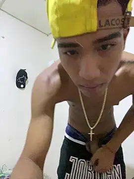 Snapshot of boy_perfect6 chatting on 4, 3, 2026 boy perfect6 online show from 4, 3, 2026