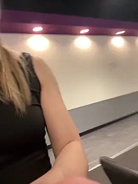 AmberLustXXX online show from 3, 4, 2026