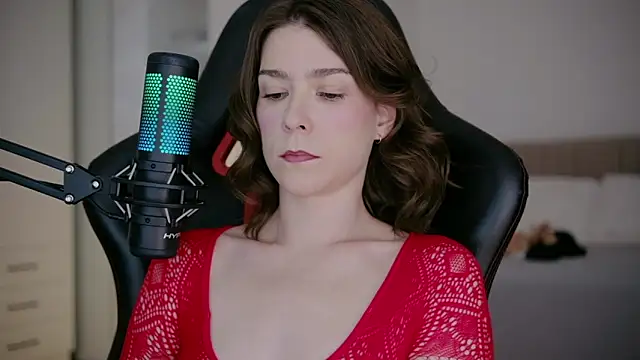 WowHelloAlice online show from 21, 2, 2026