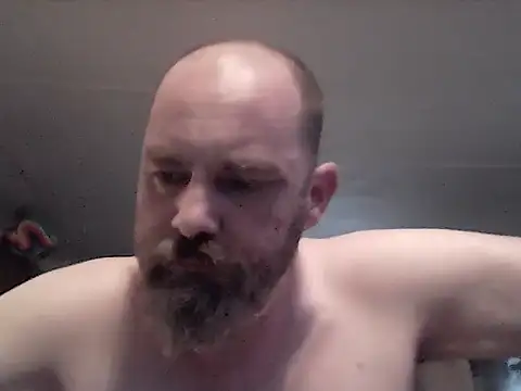 Snapshot of crazyheratic8 chatting on 17, 5, 2026 crazyheratic8 online show from 17, 5, 2026