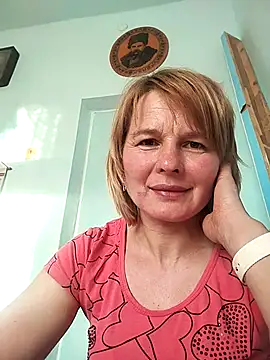 Snapshot of Masha412111 chatting on 4, 5, 2026 Masha412111 online show from 4, 5, 2026