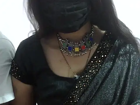 Laila Cute online show from 16, 2, 2026