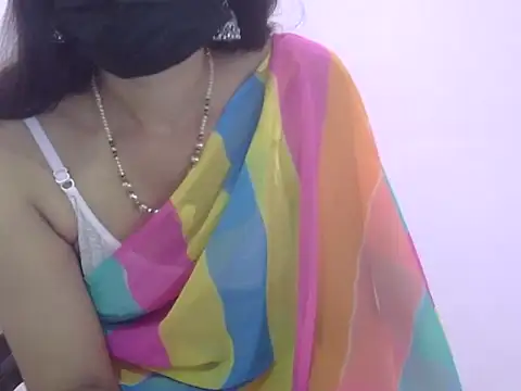 Laila Cute online show from 5, 4, 2026