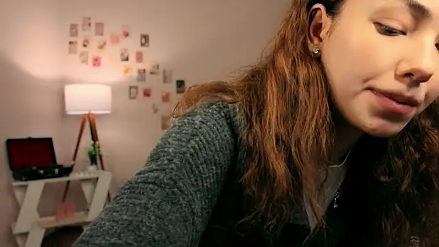 branchwithflowerss online show from 28, 11, 2025