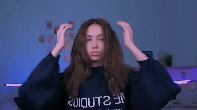 branchwithflowerss online show from 29, 11, 2025