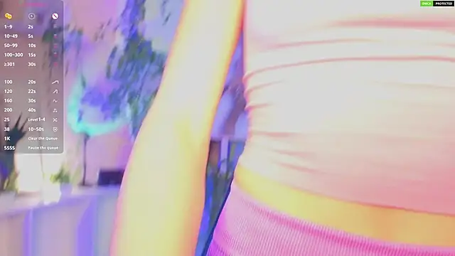 Snapshot of JulieLupo chatting on 1, 12, 2025 JulieLupo online show from 1, 12, 2025