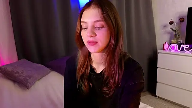 midnightMaya online show from 6, 11, 2025