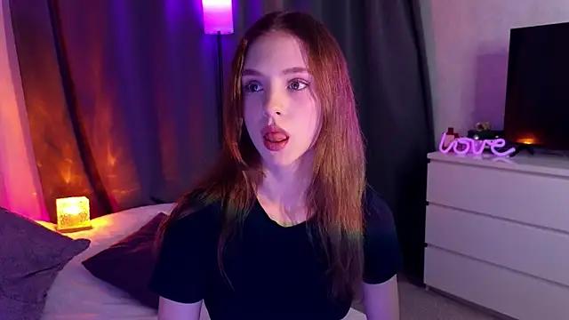 midnightMaya online show from 12, 11, 2025