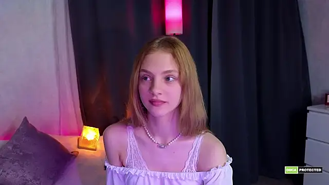 midnightMaya online show from 17, 12, 2025