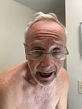 Snapshot of ApolloThrust chatting on 10, 10, 2025 ApolloThrust online show from 10, 10, 2025