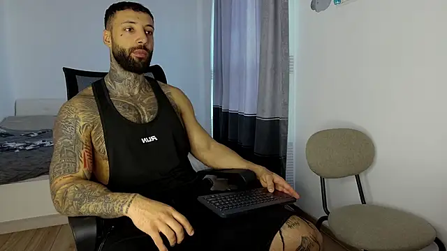 MasculineGuy99 online show from 12, 11, 2025