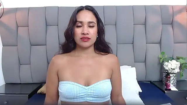 Emilysweet2 online show from 25, 10, 2025