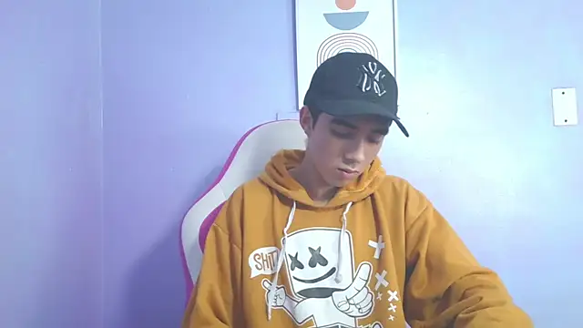 Hottie Guy online show from 11, 11, 2025