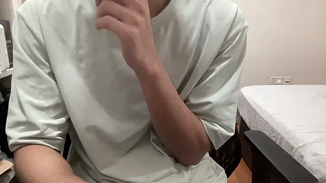 16hornydog online show from 7, 10, 2025