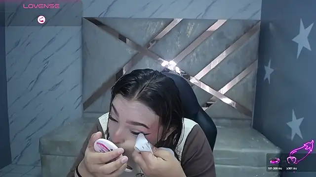 mia foster t online show from 22, 3, 2026