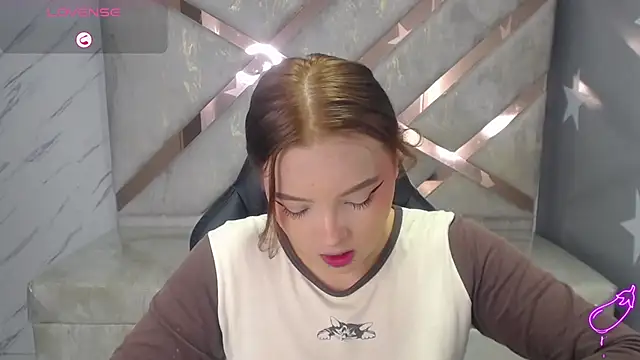 mia foster t online show from 6, 4, 2026