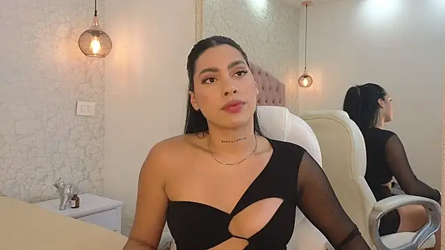 Vanessa Rain  online show from 6, 11, 2025