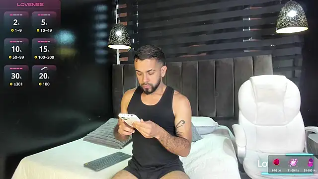 Lobo sex21 online show from 6, 10, 2025