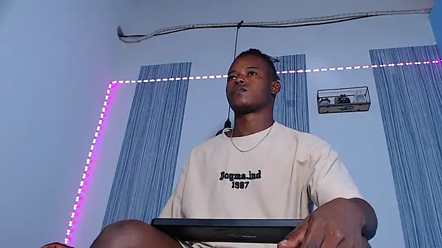 Dark stallionX online show from 17, 11, 2025