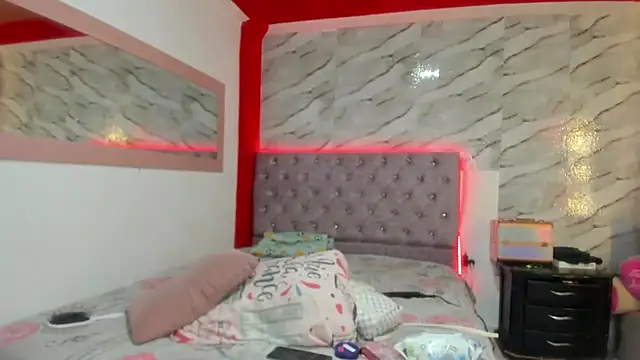 Stefany Andruw online show from 18, 12, 2025