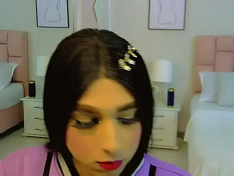 Luna LaFontaine online show from 6, 10, 2025