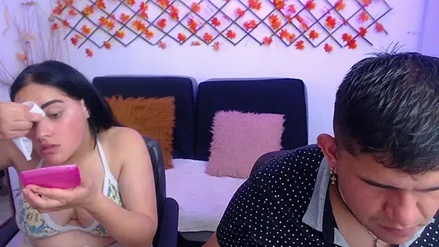 Snapshot of Eric_and_Alisson chatting on 11, 11, 2025 Eric and Alisson online show from 11, 11, 2025