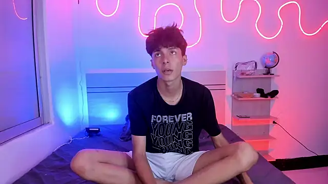 Snapshot of luccas_ferreira chatting on 1, 11, 2025 luccas ferreira online show from 1, 11, 2025