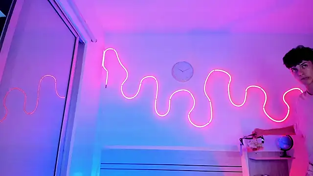 Snapshot of luccas_ferreira chatting on 9, 11, 2025 luccas ferreira online show from 9, 11, 2025