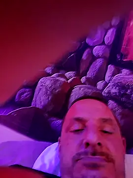 Snapshot of danielneal84 chatting on 4, 3, 2026 danielneal84 online show from 4, 3, 2026