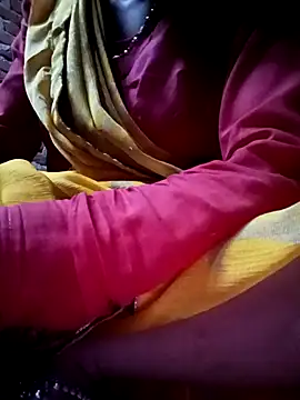 Snapshot of Mona7070 chatting on 6, 10, 2025 Mona7070 online show from 6, 10, 2025