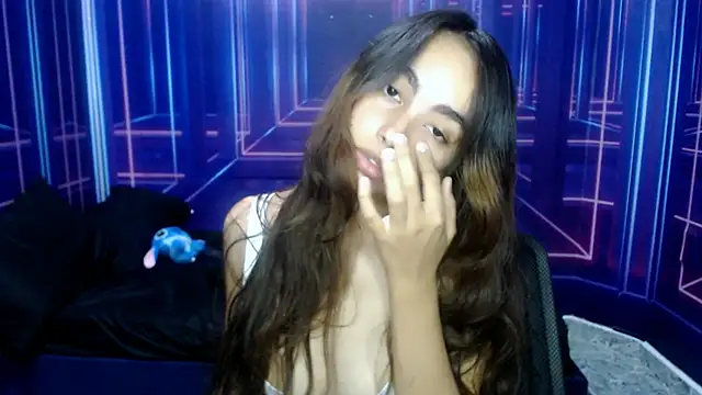 Snapshot of solarboom18 chatting on 10, 10, 2025 solarboom18 online show from 10, 10, 2025