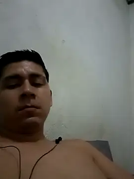 Snapshot of Travieso_loco9 chatting on 13, 3, 2026 Travieso loco9 online show from 13, 3, 2026