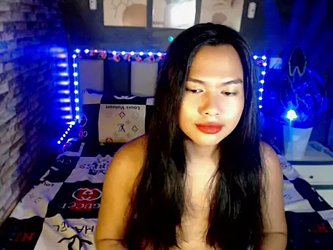 Snapshot of fallinLunaxX chatting on 16, 5, 2026 fallinLunaxX online show from 16, 5, 2026
