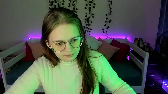 shy elina01 online show from 24, 10, 2025