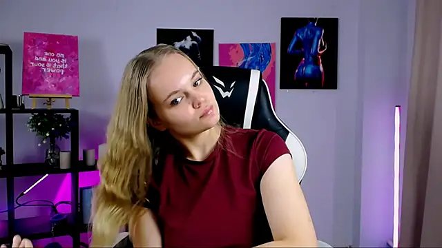 MargoBlonde online show from 8, 11, 2025