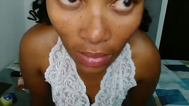 Sex bomb30 online show from 14, 11, 2025