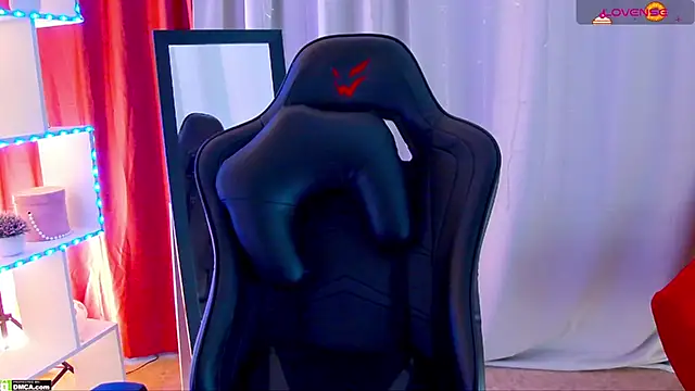 Kelly foox online show from 19, 11, 2025